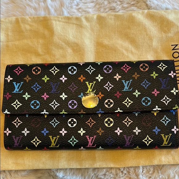 Louis Vuitton Murakami Monogram Wallet - Picture 2 of 16